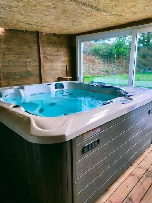 Gite Avec Spa Privatif* Saint-Symphorien-les-Buttes Экстерьер фото